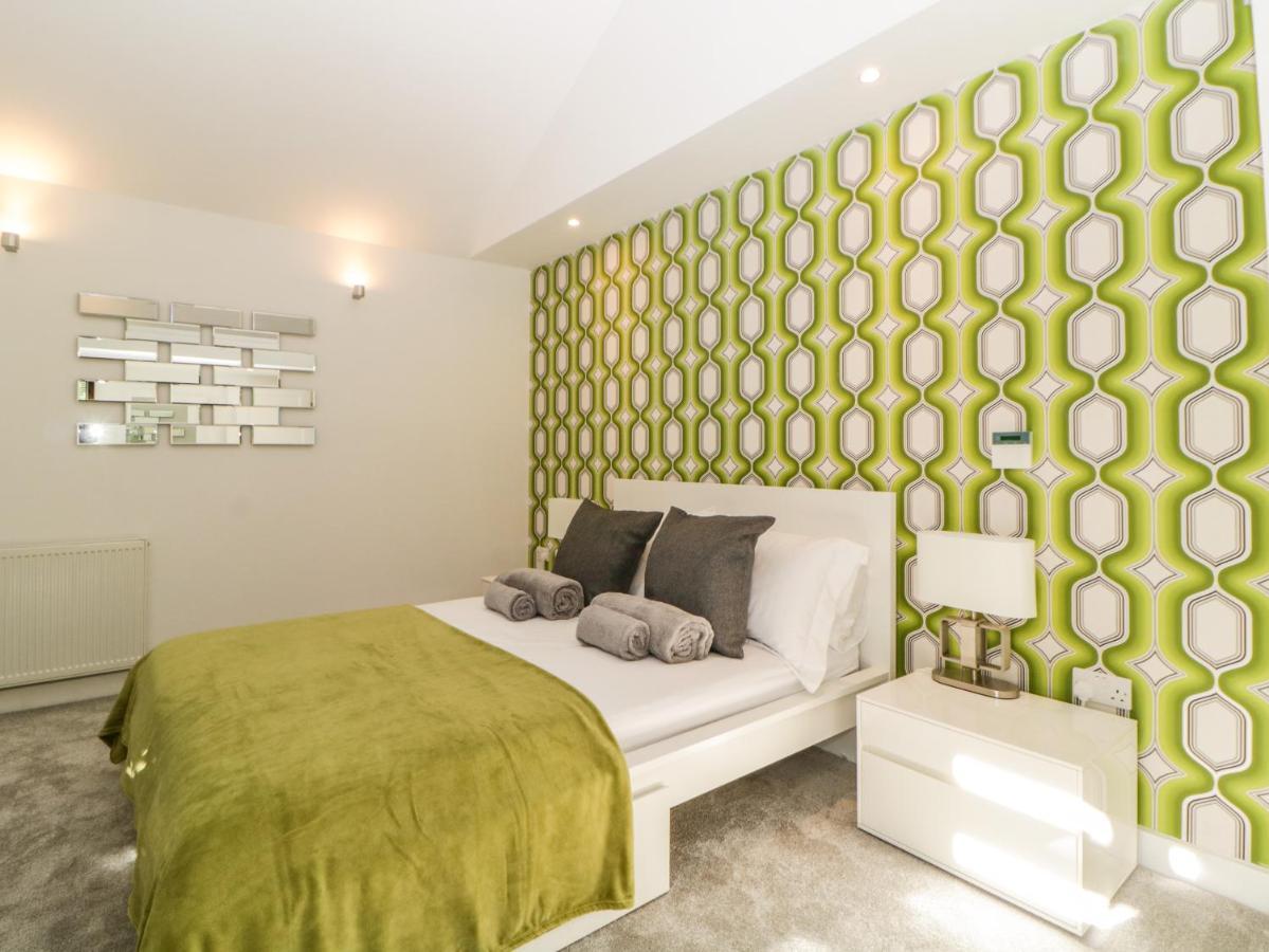 Iroko Villa Torpoint Ngoại thất bức ảnh