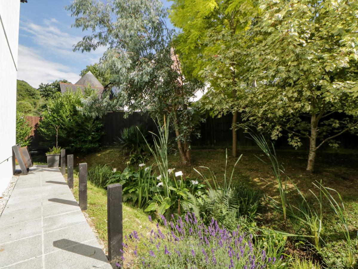 Iroko Villa Torpoint Ngoại thất bức ảnh